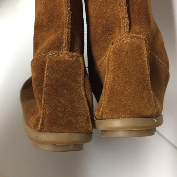 Minnetonka Side Zip Ribbon Trim Fringe Boots SZ 9 - Picture 4 of 8